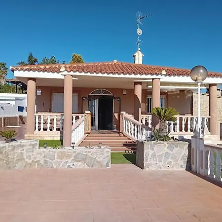 度假居 Casa De Verano Con Piscina